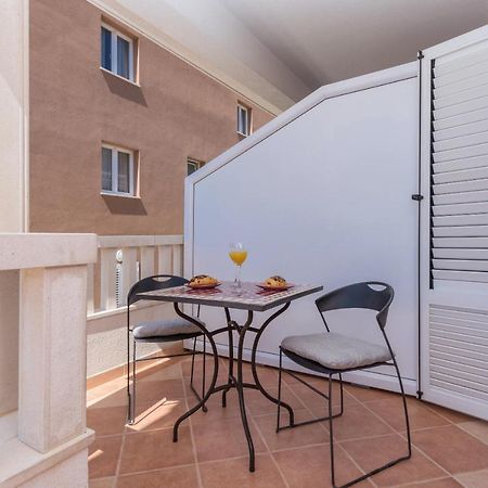 Skiljini Dvori - Studio-Apartman 1 Makarska Kültér fotó