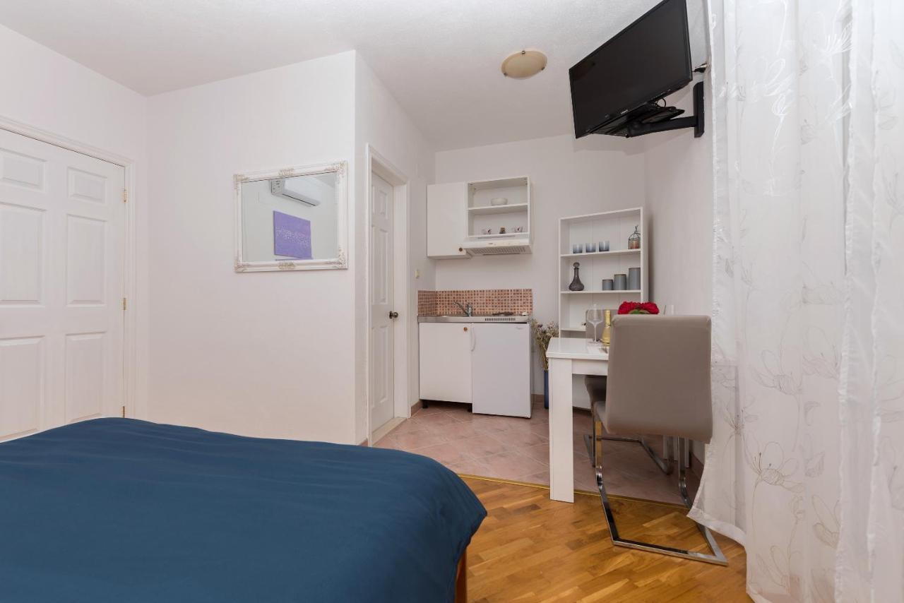 Skiljini Dvori - Studio-Apartman 1 Makarska Kültér fotó